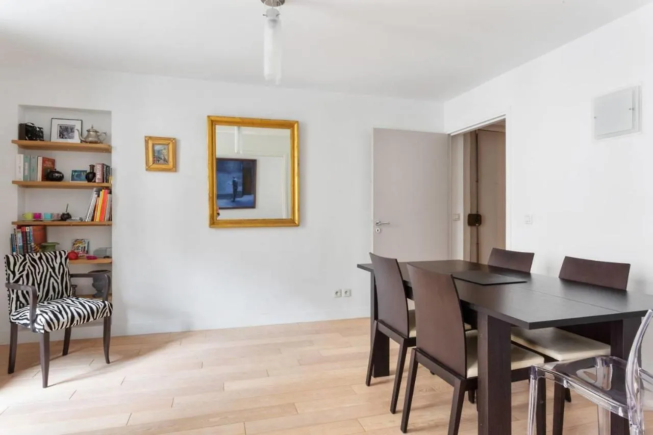 Guestready - Superbe Appartement Au Coeur De Paris - Republique 0*,  Francja